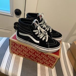 High top Vans size 3